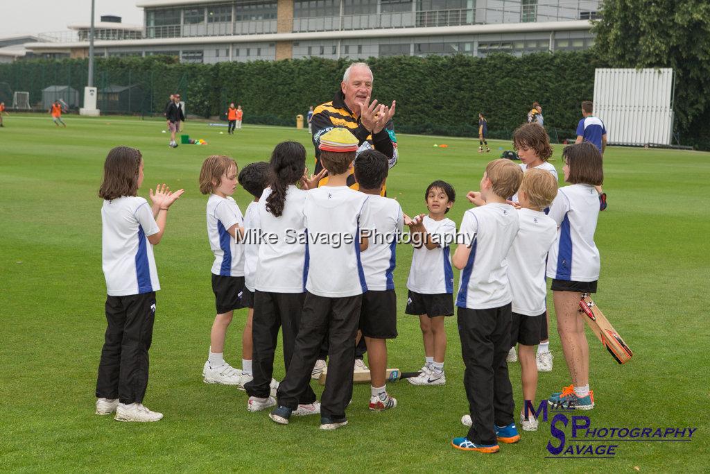 20170627-0050.jpg - Junior Coaching with John Emburey at Lashings All Stars vs House Of Commons & Lords, 26th June 2017 Grenfell Tower Fundraising Cricket Event at Latymer Upper School Playing Fields, London.