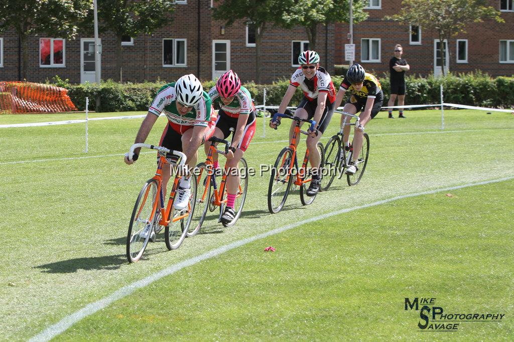 20170806-0992.jpg - Medway Velo Grass Track Event 06-Aug-2017.