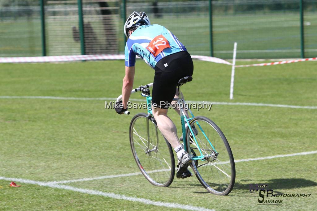 20170806-1007.jpg - Medway Velo Grass Track Event 06-Aug-2017.