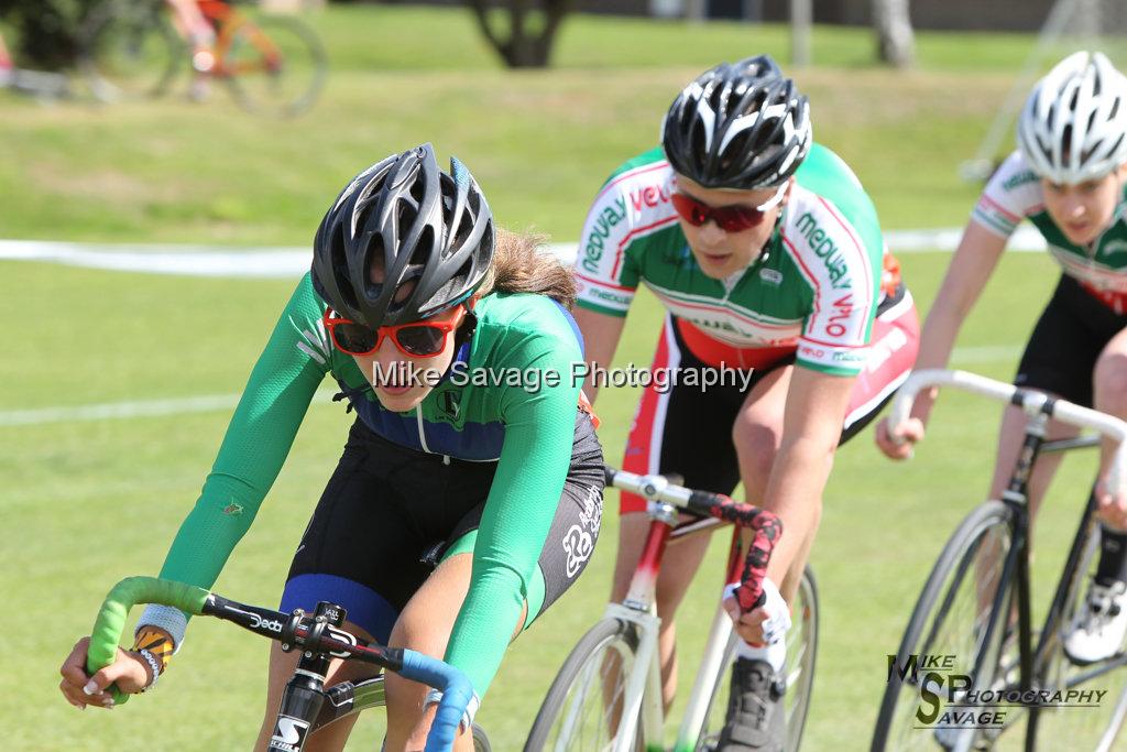 20170806-1045.jpg - Medway Velo Grass Track Event 06-Aug-2017.