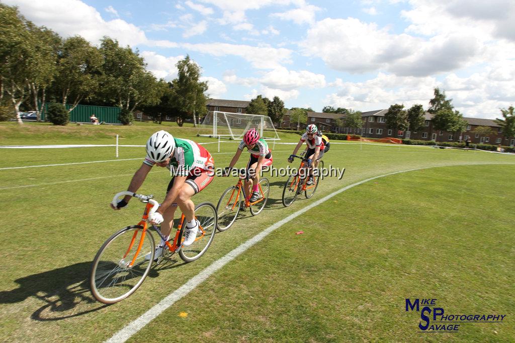 20170806-0978.jpg - Medway Velo Grass Track Event 06-Aug-2017.