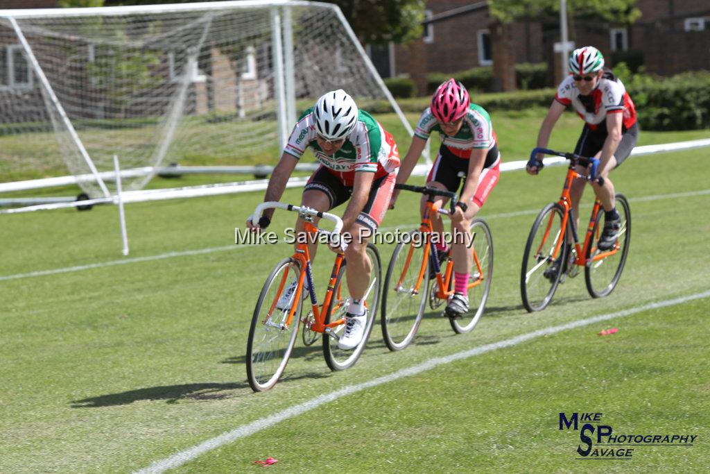 20170806-1015.jpg - Medway Velo Grass Track Event 06-Aug-2017.