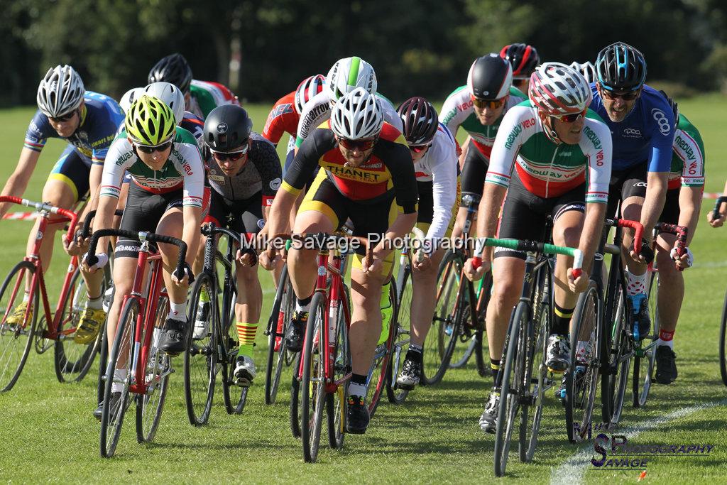 20170806-2096.jpg - Medway Velo Grass Track Event 06-Aug-2017.