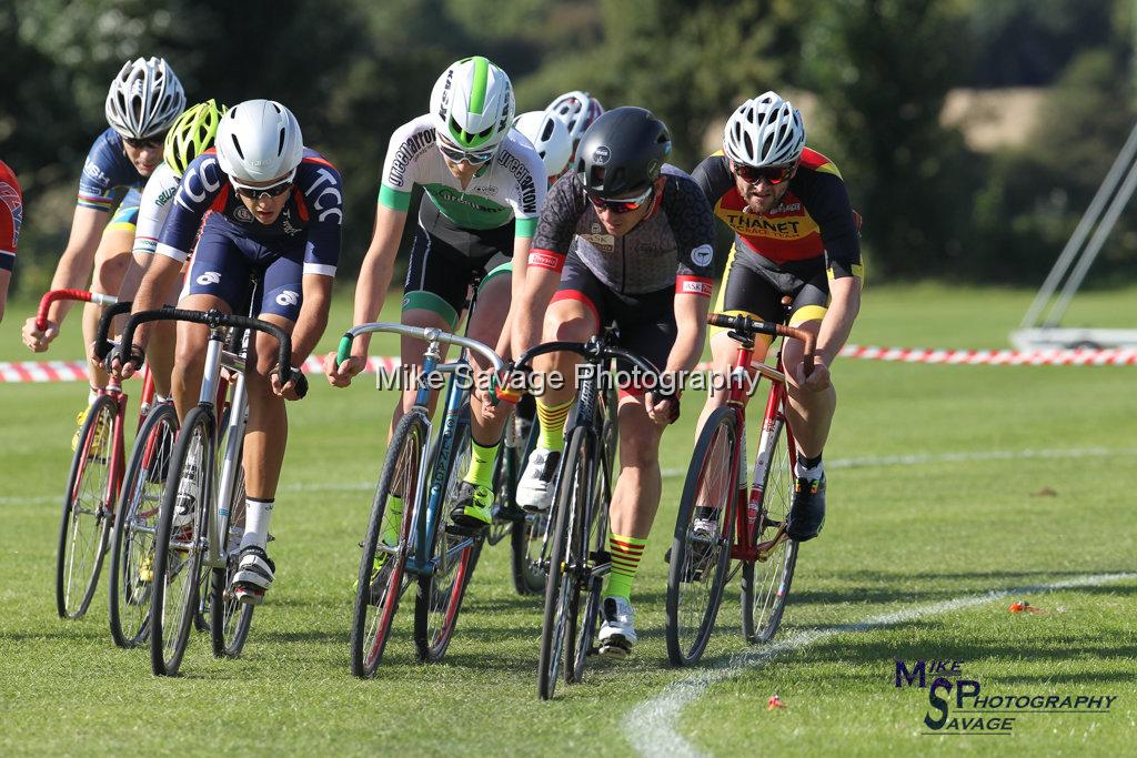 20170806-2227.jpg - Medway Velo Grass Track Event 06-Aug-2017.