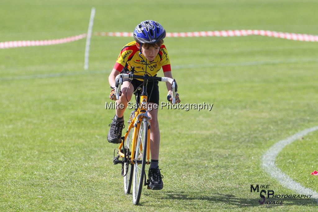 20170806-1734.jpg - Medway Velo Grass Track Event 06-Aug-2017.