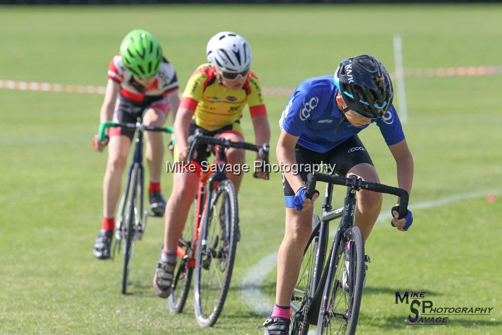 20170806-1756.jpg - Medway Velo Grass Track Event 06-Aug-2017.