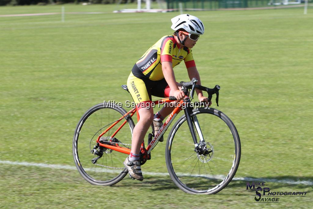 20170806-1794.jpg - Medway Velo Grass Track Event 06-Aug-2017.