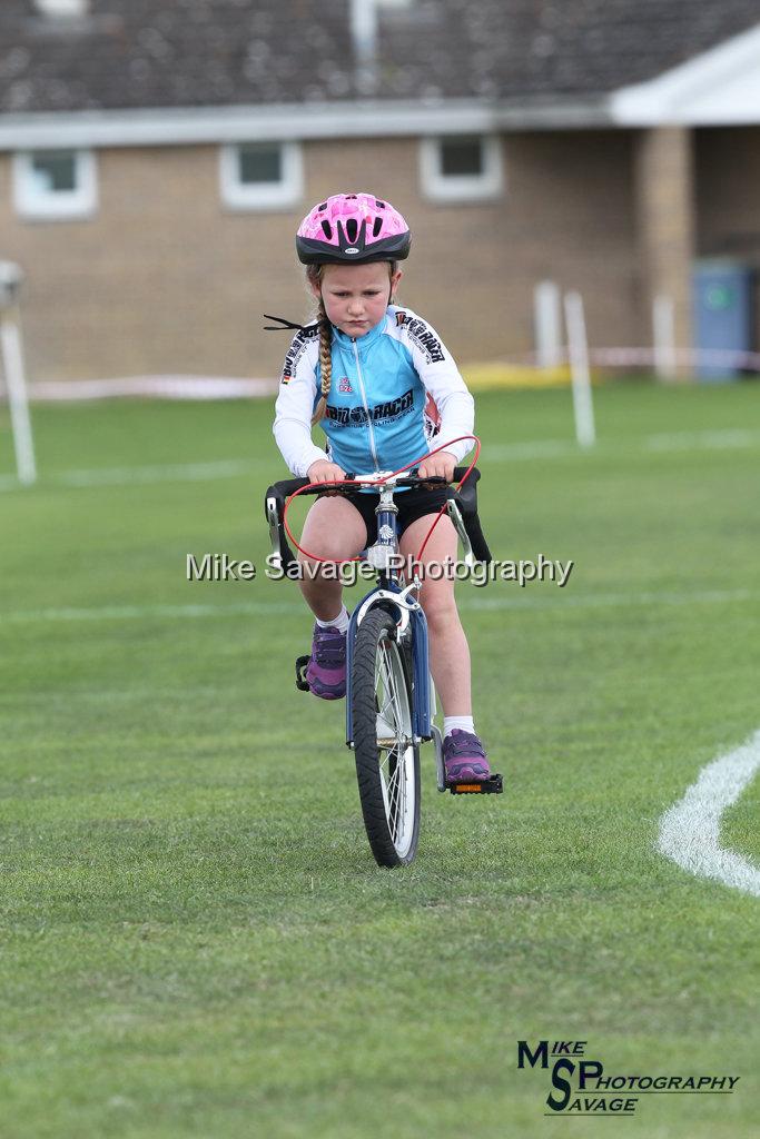 20170806-1310.jpg - Medway Velo Grass Track Event 06-Aug-2017.