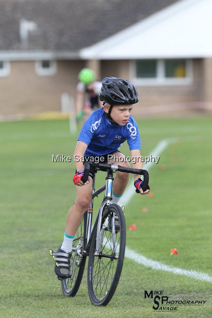 20170806-1349.jpg - Medway Velo Grass Track Event 06-Aug-2017.