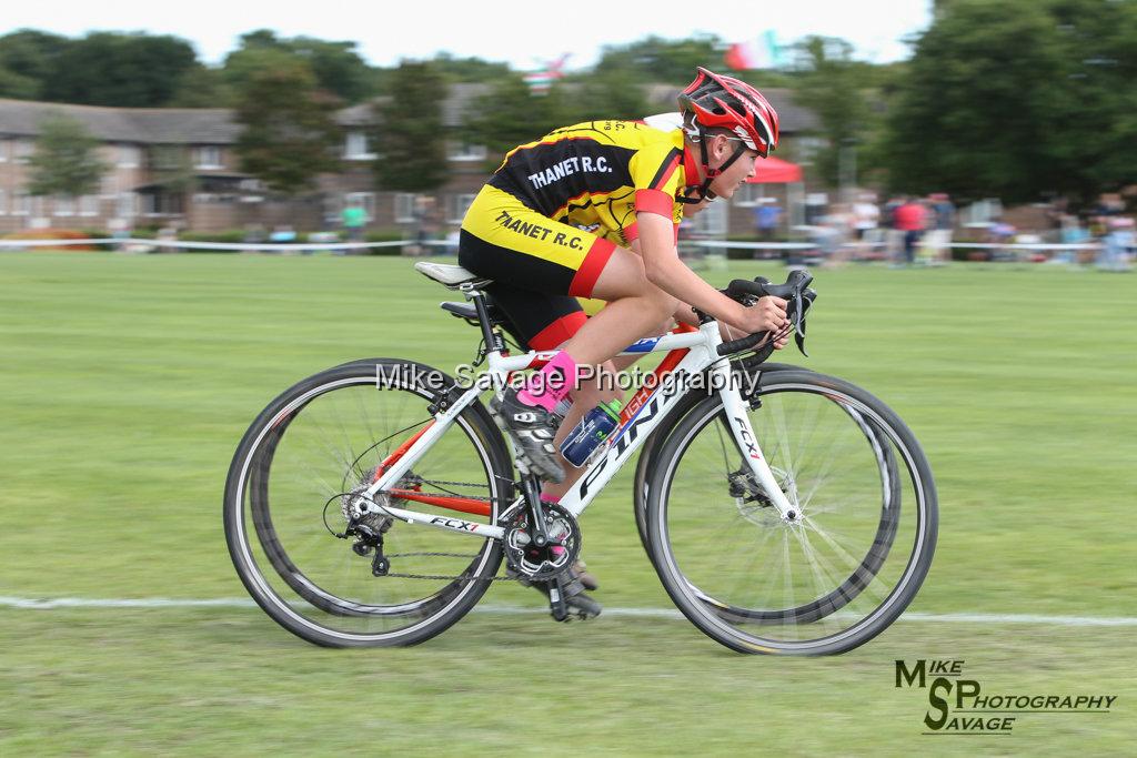 20170806-1405.jpg - Medway Velo Grass Track Event 06-Aug-2017.