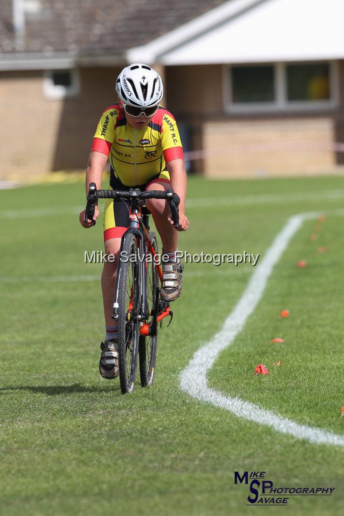 20170806-1426.jpg - Medway Velo Grass Track Event 06-Aug-2017.